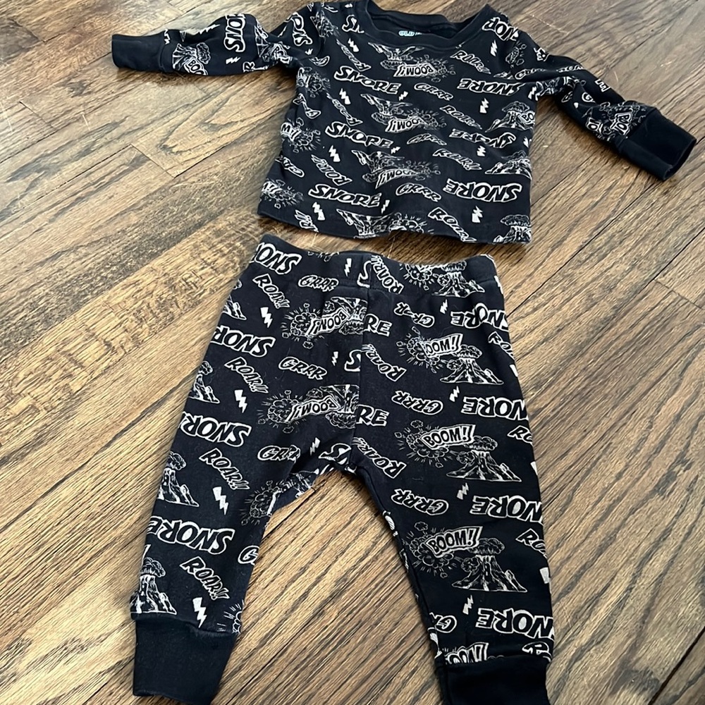 6-12M Black “Boom, Grr, Snore” pajamas